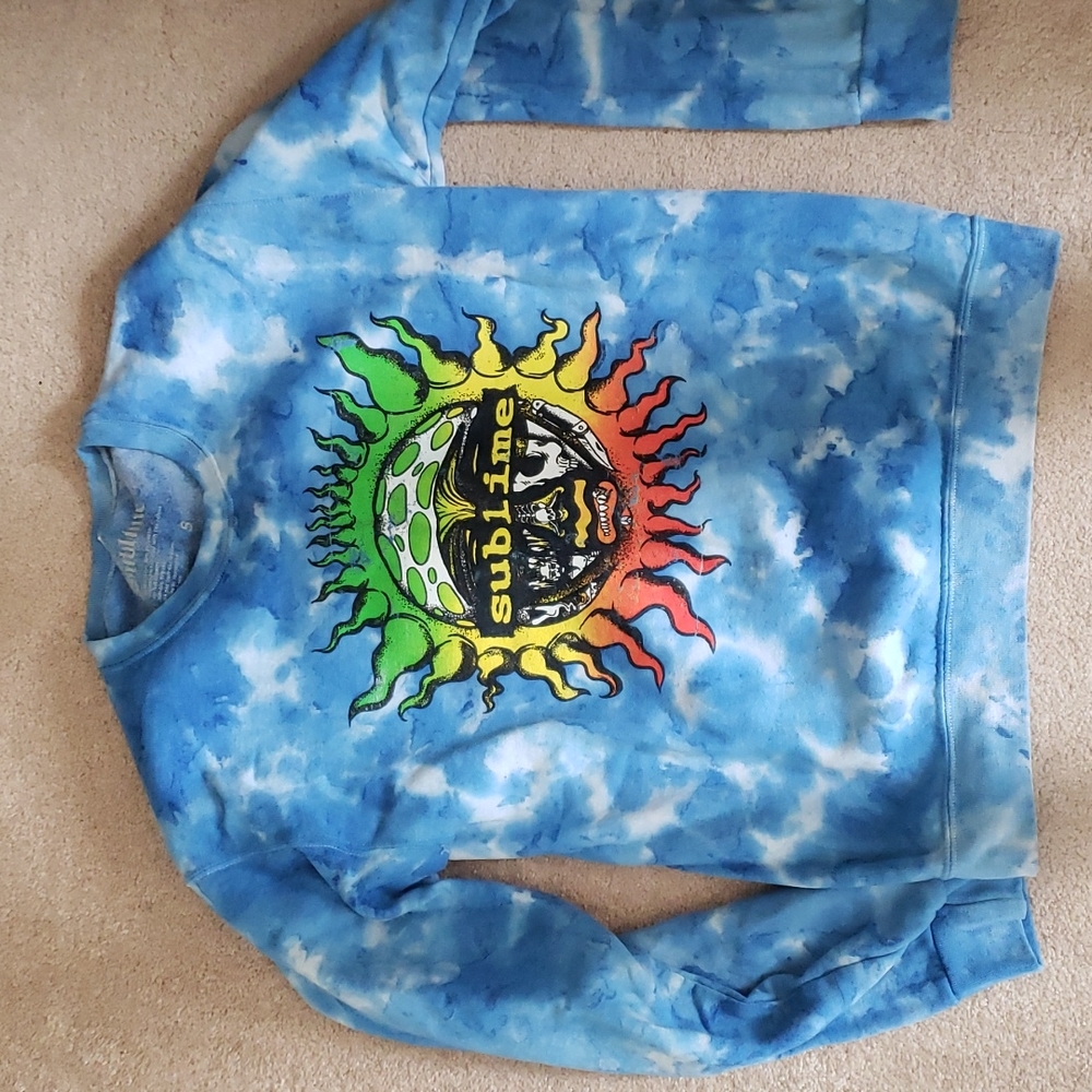 Sweatshirt